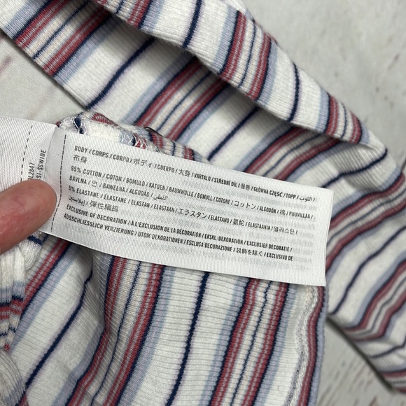 Hollister Long Sleeve Striped Ruched Front Shirt Blouse Sz Small! - Picture 5 of 6